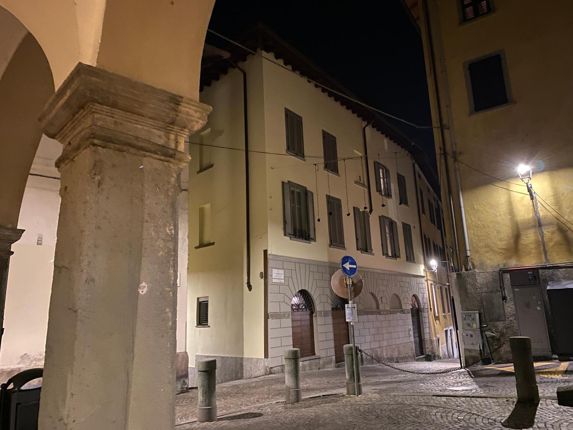 Casa Anna Apartment Lovere Bagian luar foto